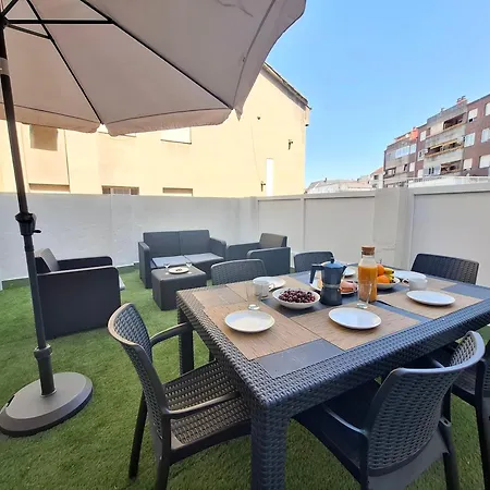 Sf - Luminoso, Amplio Y Recien Reformado En El Casco Historico