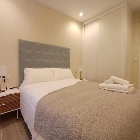 Sf - Luminoso, Amplio Y Recien Reformado En El Casco Historico 奥伦塞