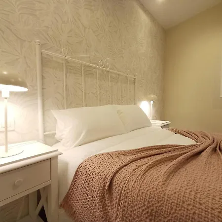 Sf - Luminoso, Amplio Y Recien Reformado En El Casco Historico 奥伦塞